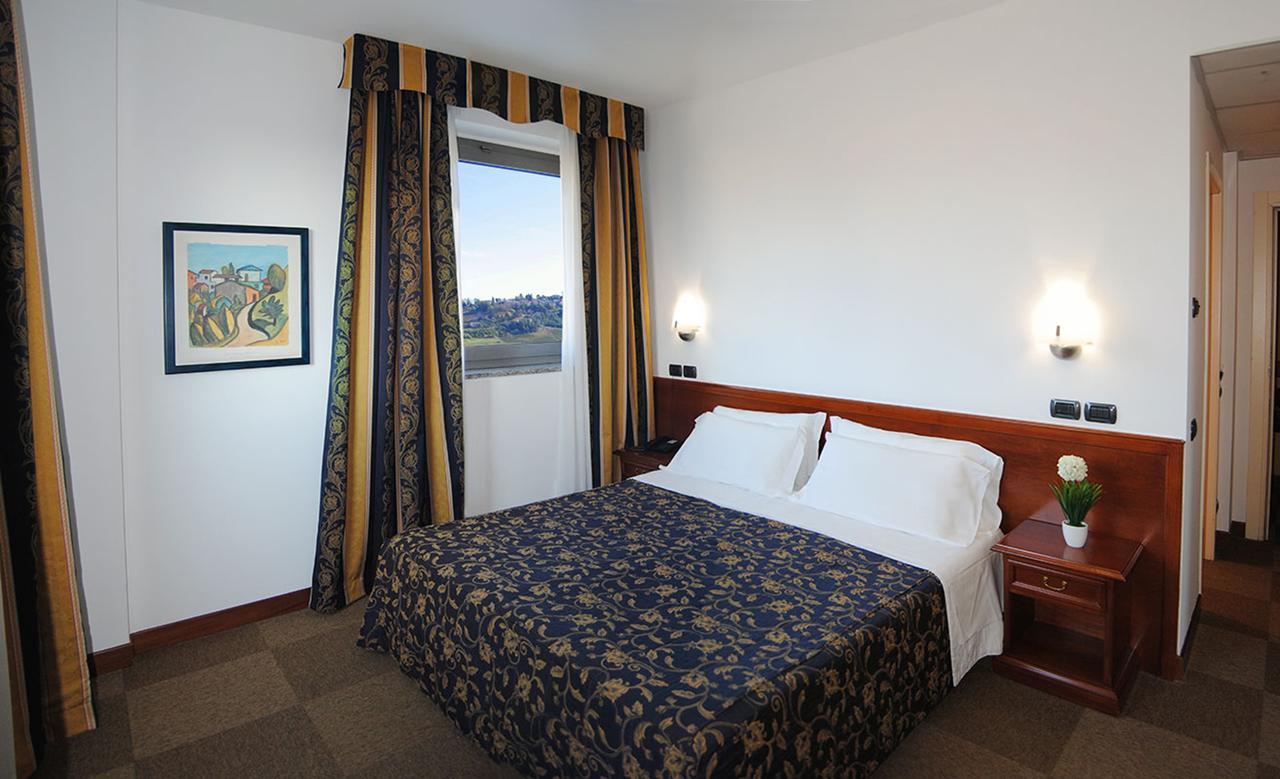 Hotel Medea (Adults Only) 阿尔巴 外观 照片